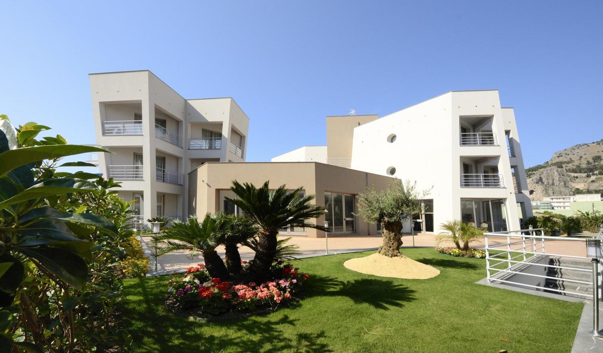 Hotel Astro 4*