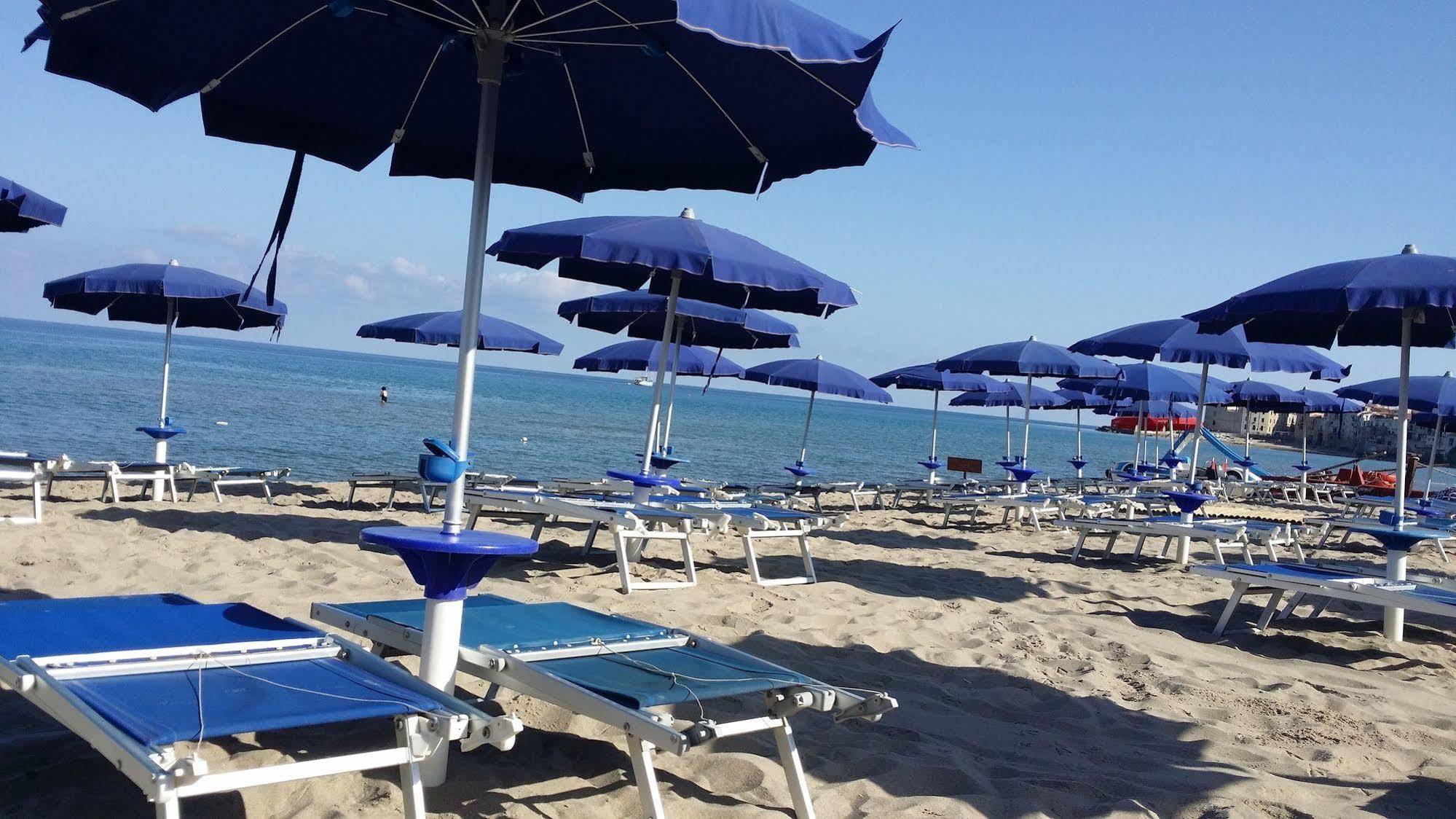 Astro 4* Cefalù