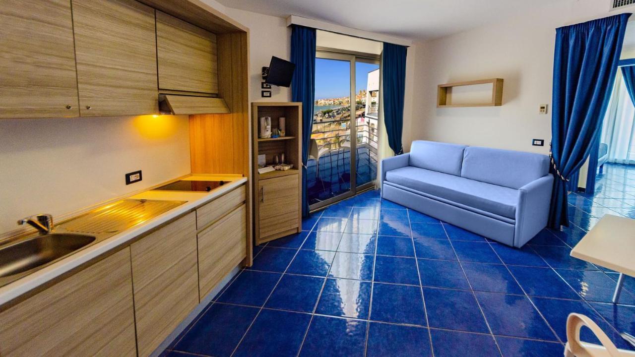 Hotel Astro